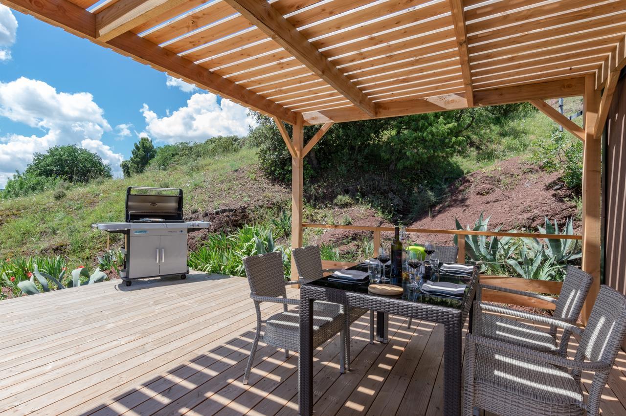 Camping le Mas de Riri Celles  Bagian luar foto